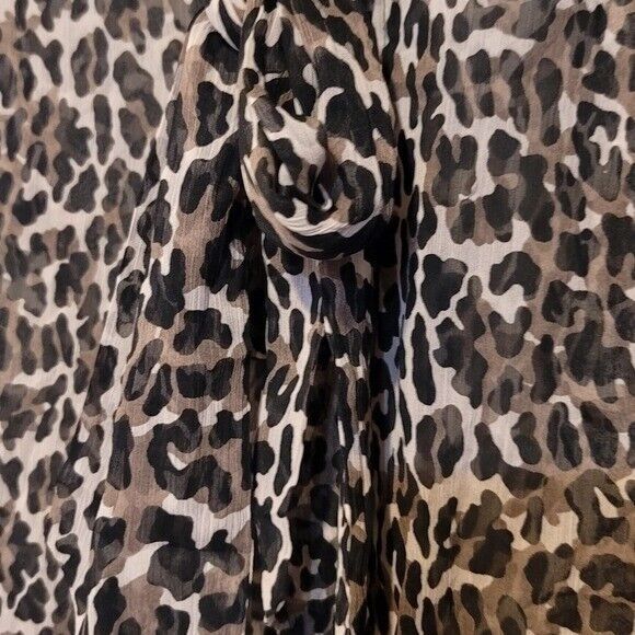 French Connection Animal Print Short Sleeve Blouse Size 4 - Picture 2 of 8